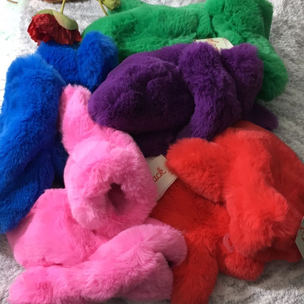 1 Pair of Girls’ Faux Fur Mitten Gloves. Different Colors